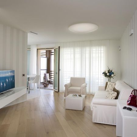 Embassy Aparthotel Rimini Exterior photo